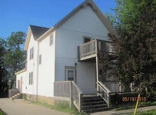 914 W Van Buren St, Janesville, WI 53548