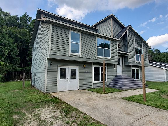 3rd image of 7819 Peppercorn Ln