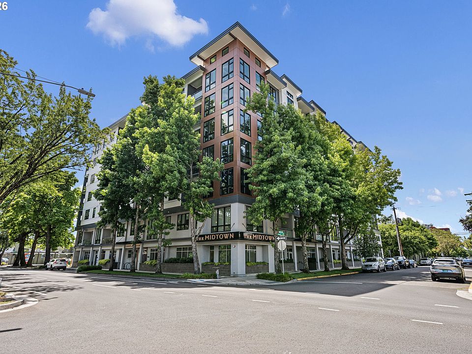 1st image of 1600 Pearl St #301