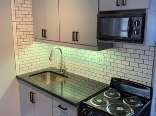 25 S High St APT 3, West Chester, PA 19382