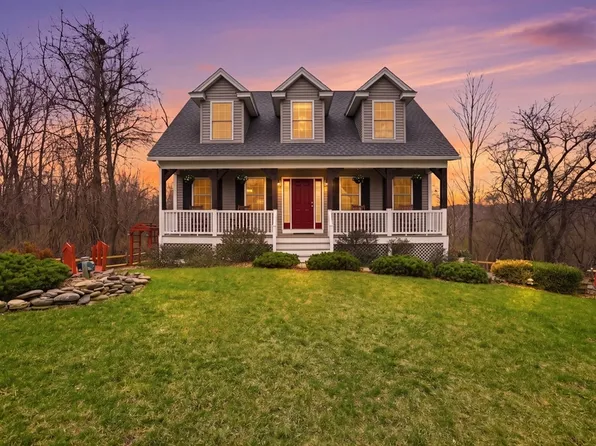 6 Spinnaker Cir, Haverhill, MA 01830