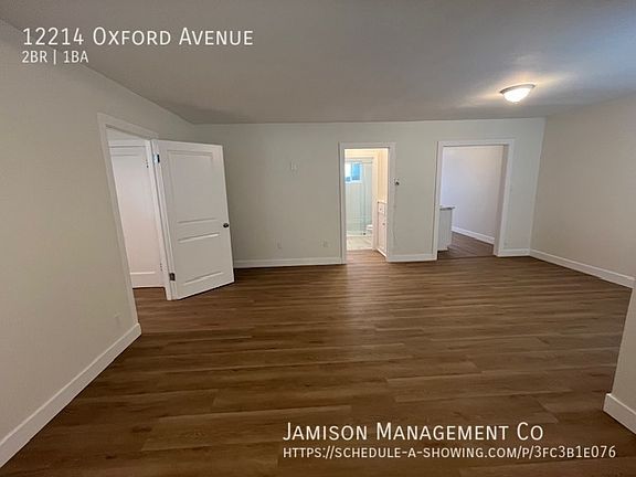 5th image of 12214 Oxford Ave