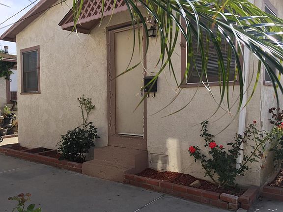 5th image of 441 W 16th St