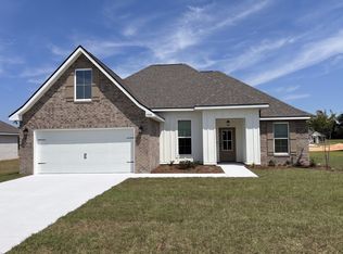 5904 Luckenbach Ln, Crestview, FL 32539