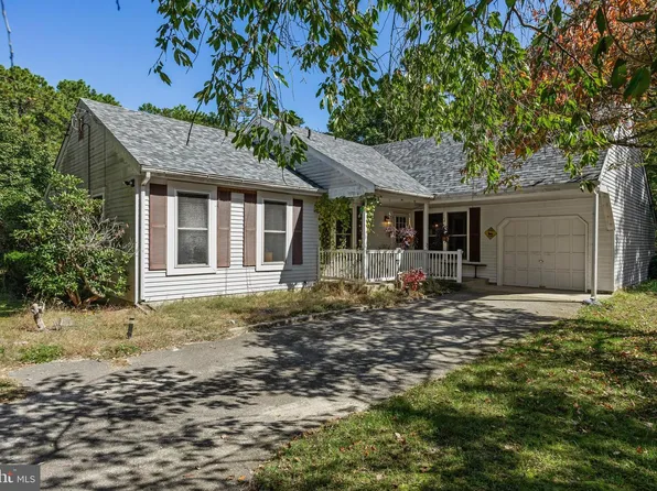 25 Panama Rd, Chatsworth, NJ 08019