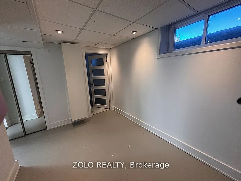 74 Ladyslipper Ct — Photo 13