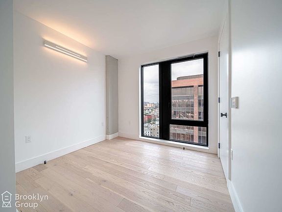 3rd image of 54 W 125th St #1608