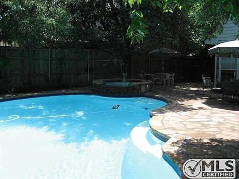 2nd image of 5117 River Bluff Dr