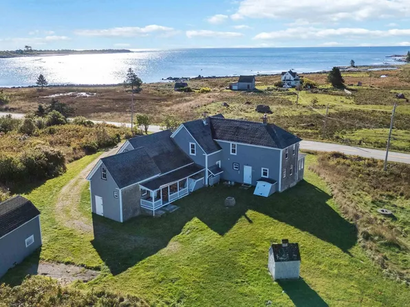 1621 Eastern Shore Rd, Queens, NS B0J 1H0