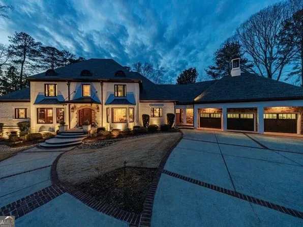 4500 Powers Ferry Rd, Atlanta, GA 30327