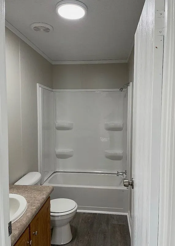 3 bed, 2.0 bath, 1500 sqft, $1,250 — Photo 2