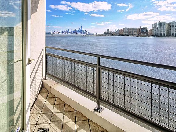 2nd image of 600 Harbor Blvd Unit 830