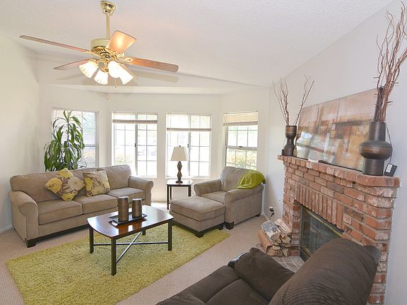 4th image of 1529 Camran Ave