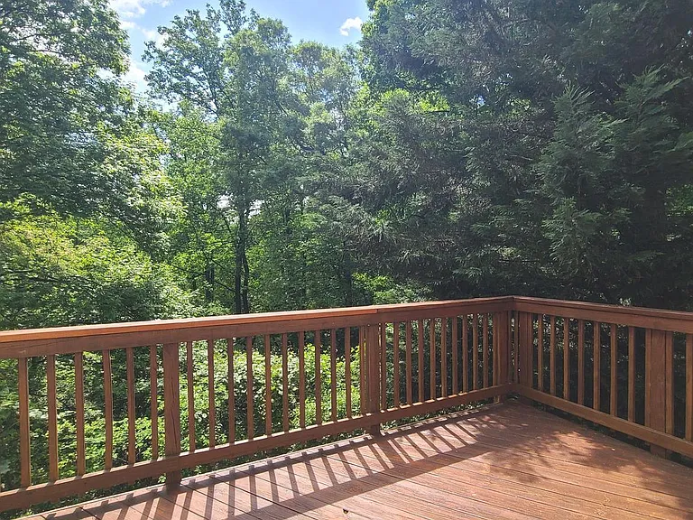 2511 Gadsby Pl — Photo 8