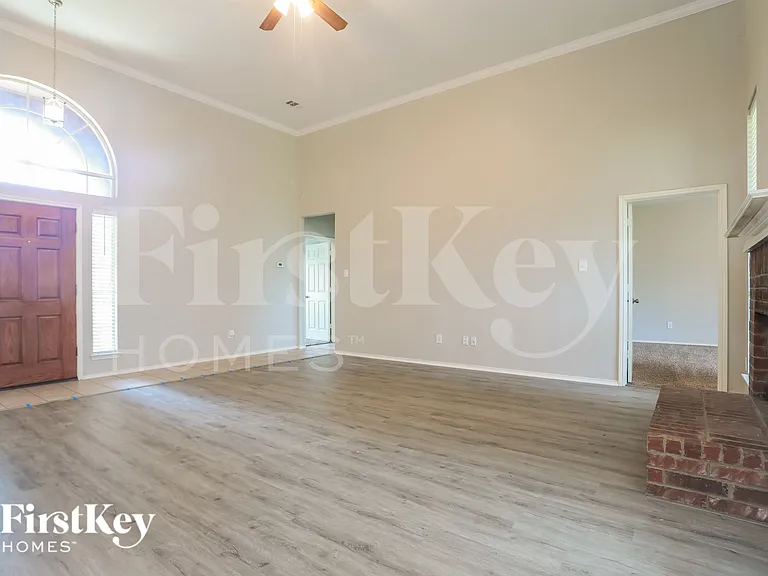 1731 Vista Ridge Dr W — Photo 5