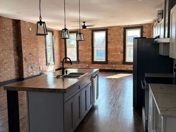 3 Brown St, Lawrenceburg, IN 47025