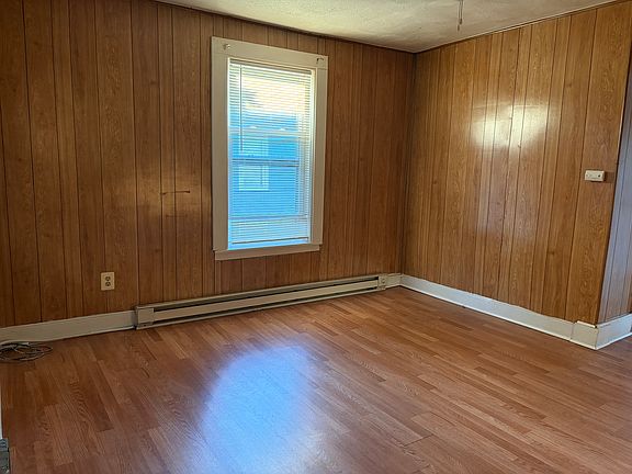 4th image of 30 Canal St APT 2R