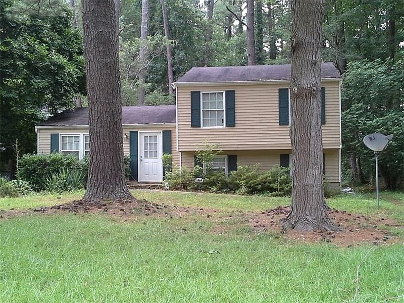 2nd image of 2946 Nelson Dr