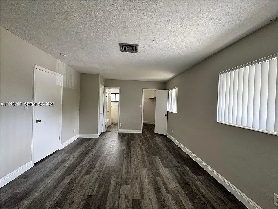 1041 SW 15th Ave #5B