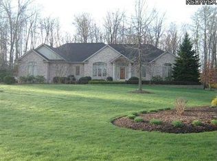 6736 Spring Glen Dr, Valley City, OH 44280