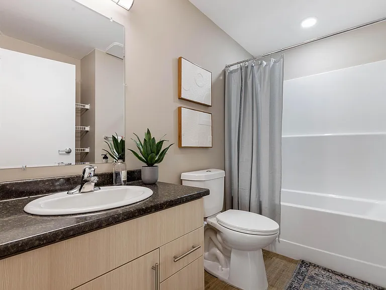 3420 Valleyview Dr — Photo 12