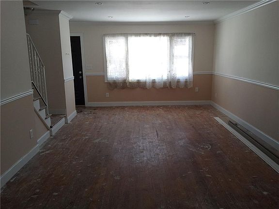 2nd image of 13036 147th St
