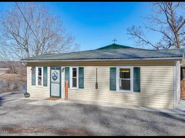 1588 Robbin Ln, Cub Run, KY 42729