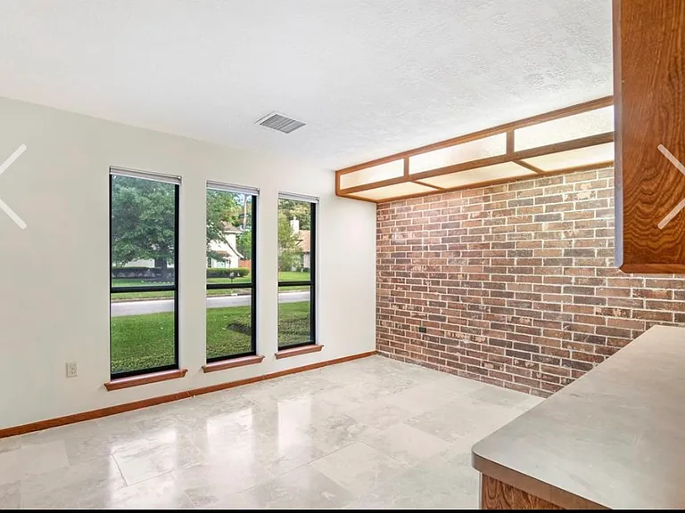 16040 Dunes Dr — Photo 12