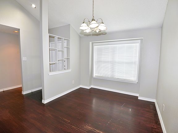5th image of 1217 Wild Cherry Dr