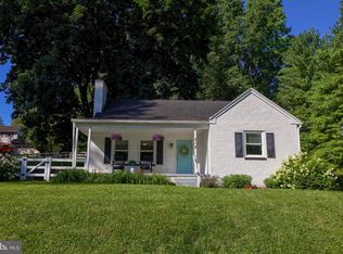 218 School House Rd, Lancaster, PA 17603