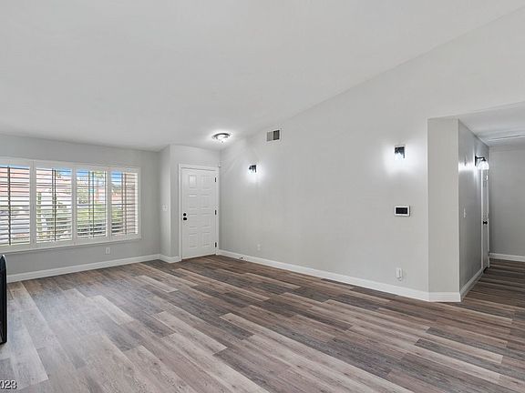 4th image of 3225 Bermuda Bay St