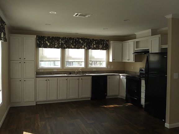 4th image of 9100 SW 27th Ave #D023