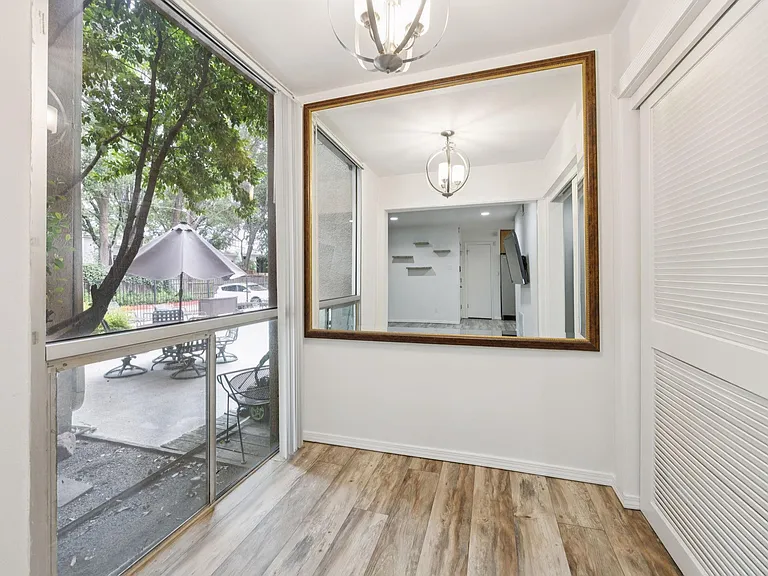 4044 Buena Vista St #117 — Photo 9