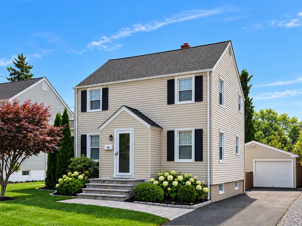 73 Greenfield Ave