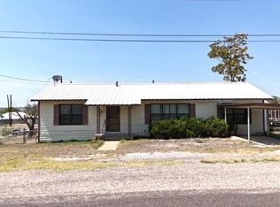 312 E Kerr St, Sanderson, TX 79848