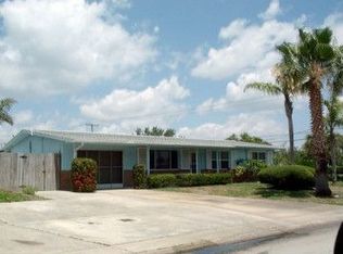 100 Deleon Rd, Cocoa Beach, FL 32931