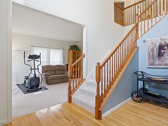 5th image of 9359 Ashcroft Ln