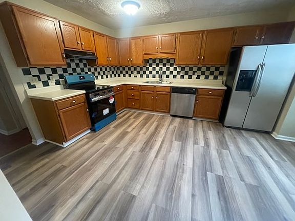 4th image of 6590 Meadow Rue Dr