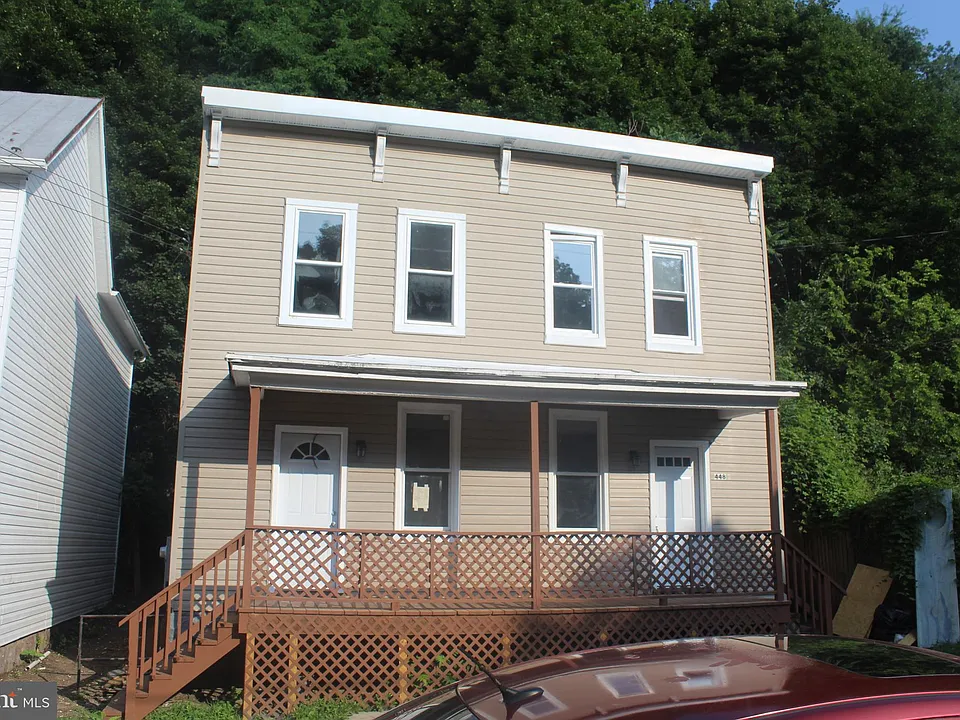 448 Goethe St #A
