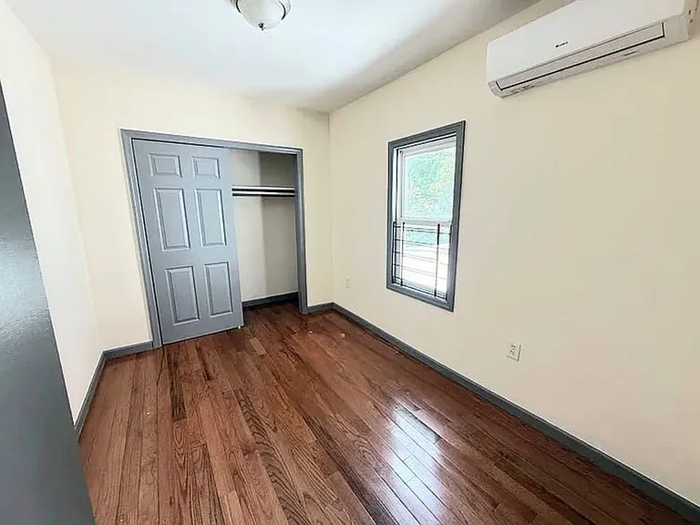 99 Alexander St #2F — Photo 3