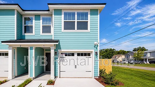 1278 Easter St Photo 1