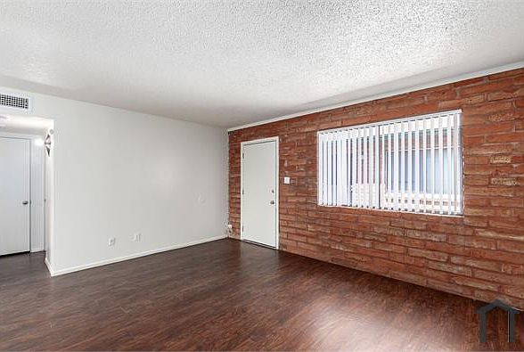 1st image of 1002 S Dorsey Ln APT 18