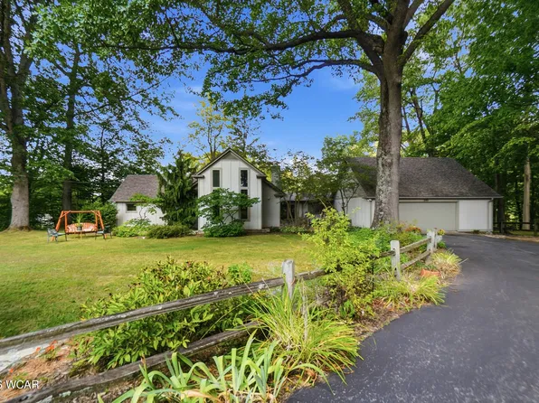 295 E South Trl, Tiffin, OH 44883