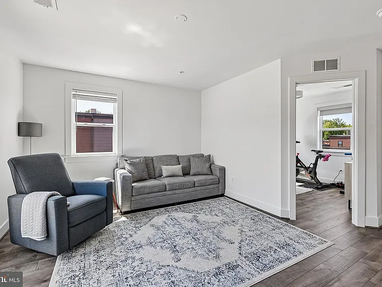 3328 Woodland Phlox St — Photo 32