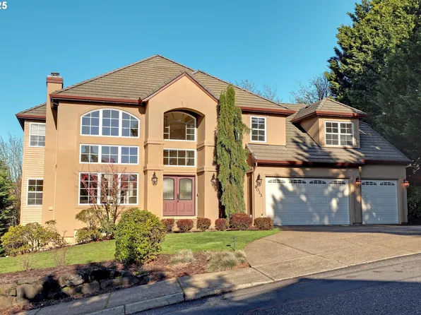 8033 NW Hazeltine St, Portland, OR 97229