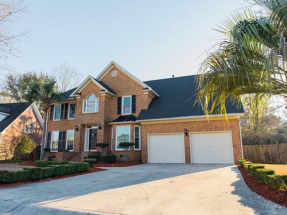 3rd image of 5548 Gallatin Ln