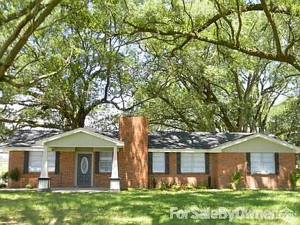 huge oak canopy
						:
						Approximately 10 huge oaks canopy the home which sits on 1 acre