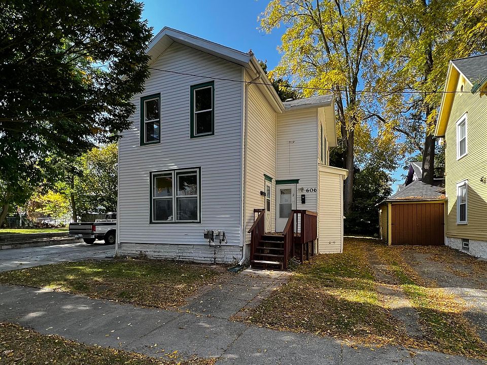 1st image of 606 S Blackstone St