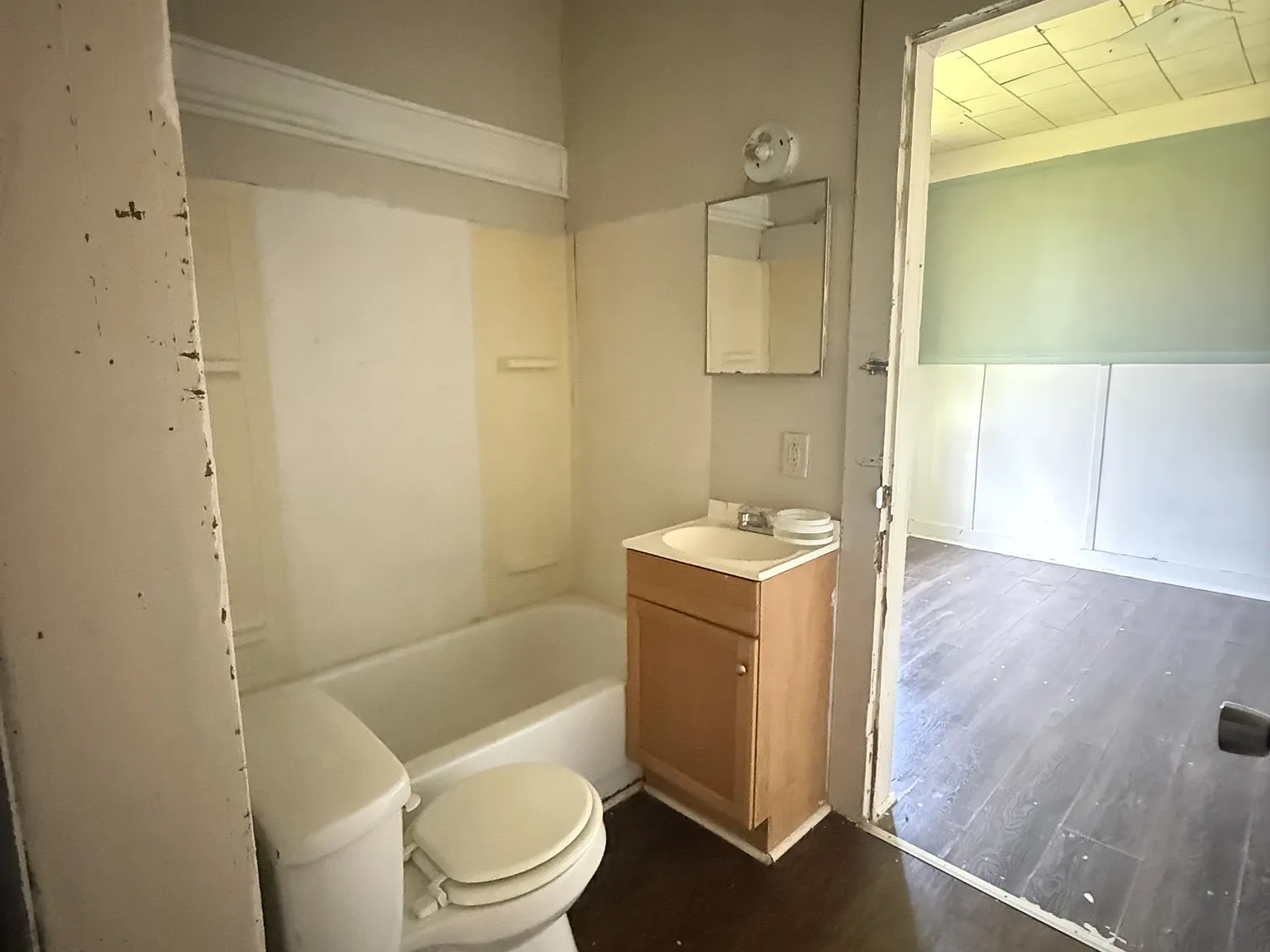 410 Hawthorne Street - 1 — Photo 3