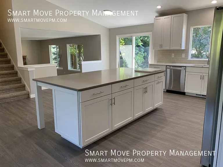 2321 E Mugo St — Photo 10